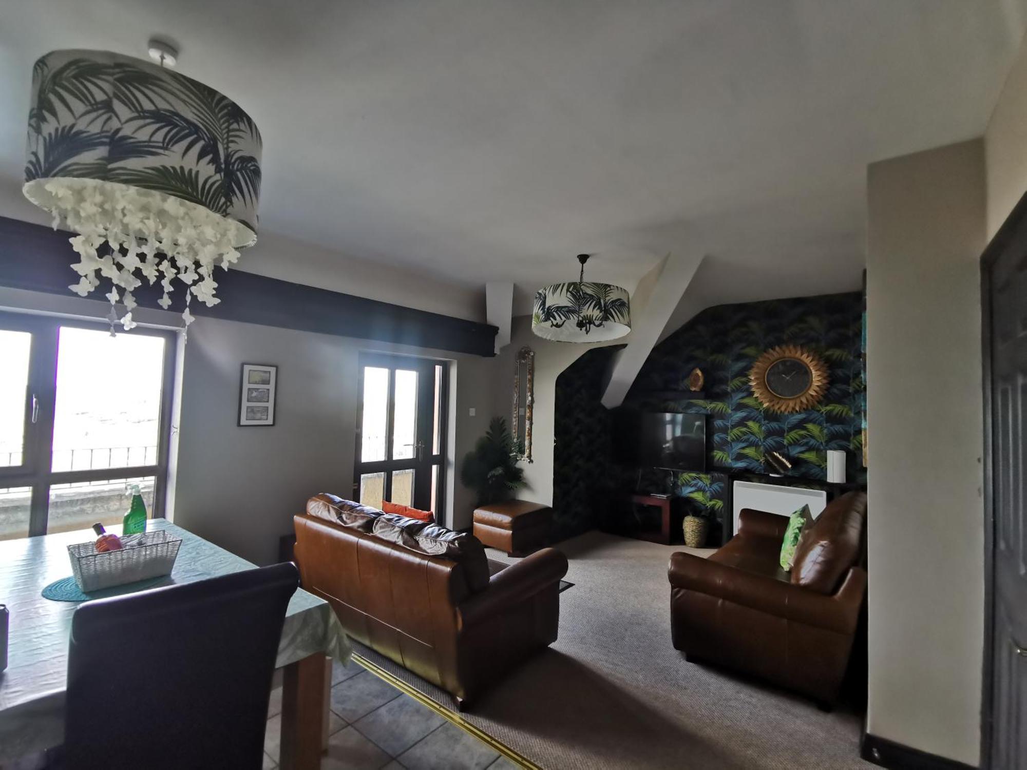 Palm Cove Bundoran Luxurious Sea View Balcony Free Wifi Netflix Sleeps 5 Lägenhet Exteriör bild