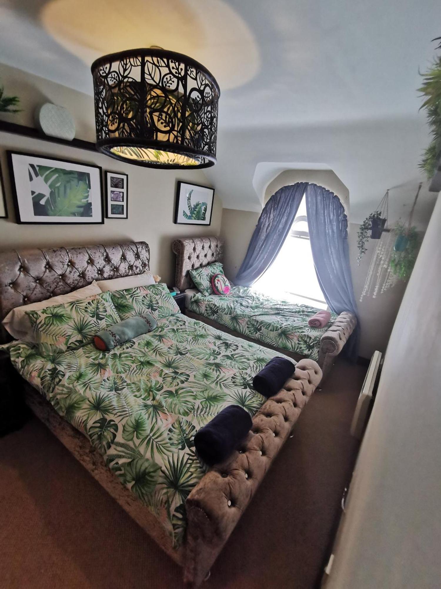 Palm Cove Bundoran Luxurious Sea View Balcony Free Wifi Netflix Sleeps 5 Lägenhet Exteriör bild